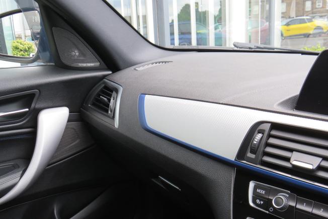 BMW 1 Series Photo 10
