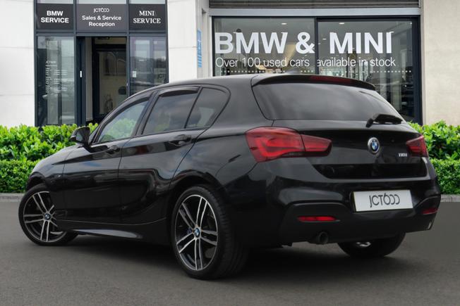 BMW 1 Series Photo 2