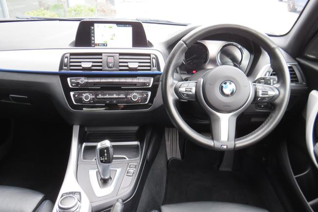BMW 1 Series Photo 23