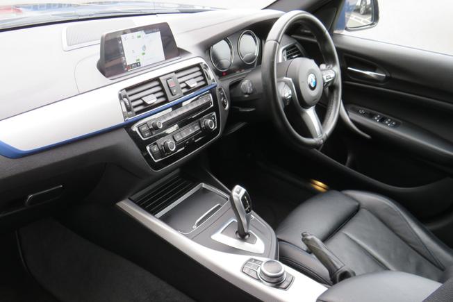 BMW 1 Series Photo 28
