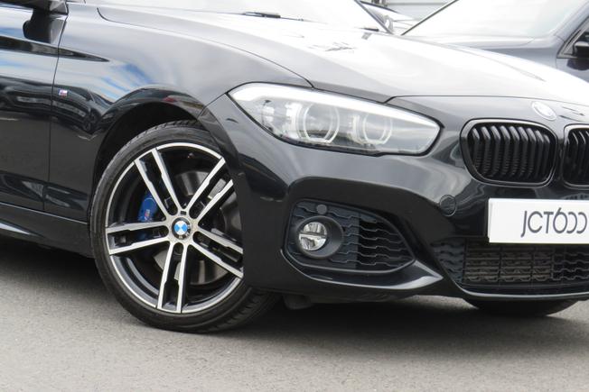 BMW 1 Series Photo 31