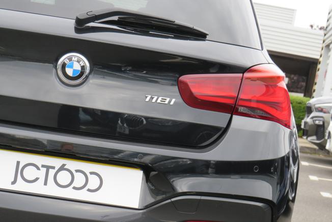 BMW 1 Series Photo 35