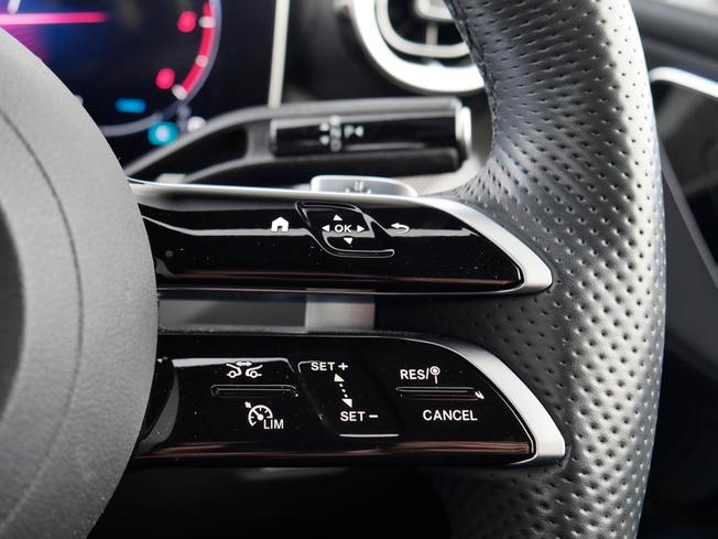 MERCEDES-BENZ Glc Photo 13