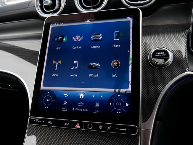 MERCEDES-BENZ Glc Photo 22