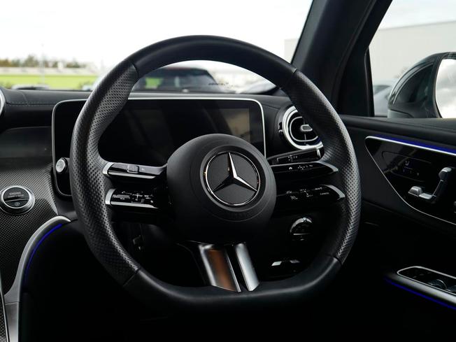 MERCEDES-BENZ Glc Photo 44