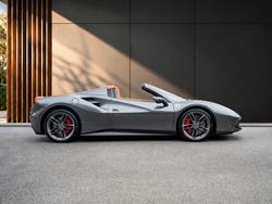 FERRARI 488 Photo 5