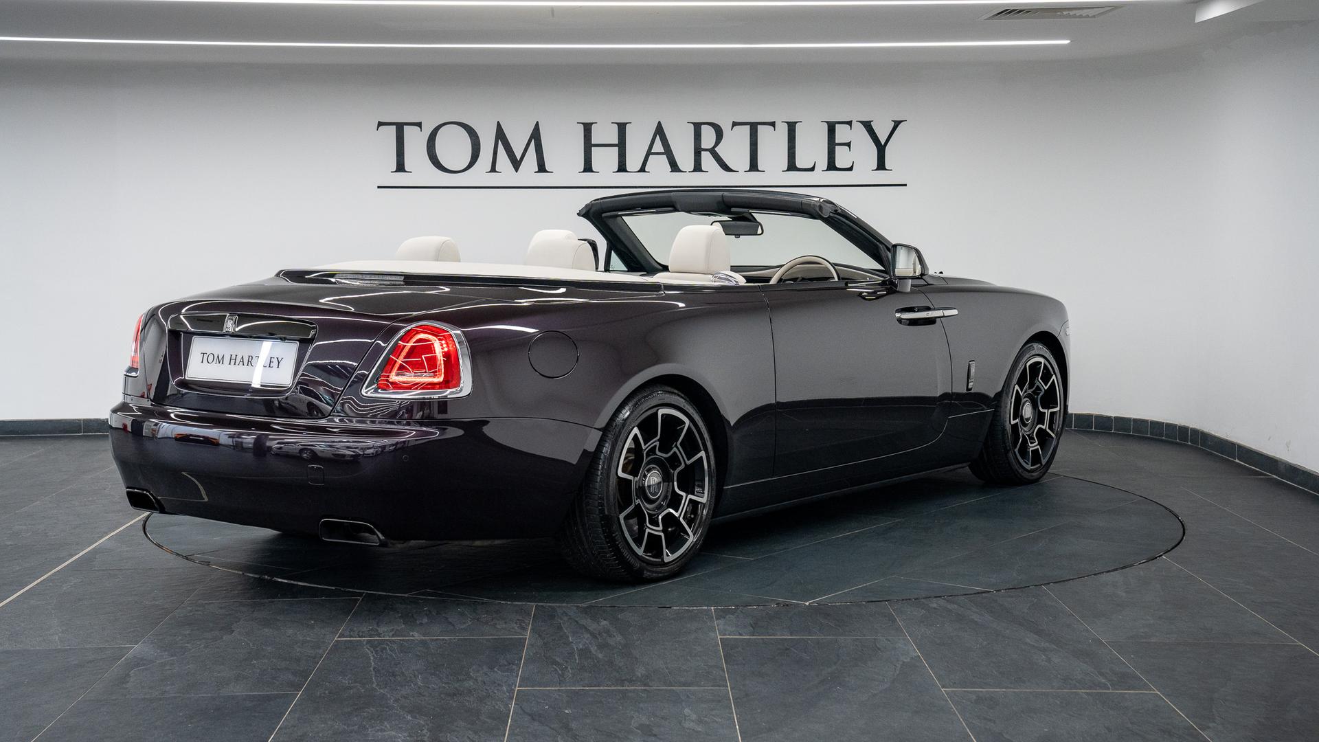 Rolls-Royce Dawn Photo 202797fe-4331-4e91-ad1e-31ff69f7a12f.jpg