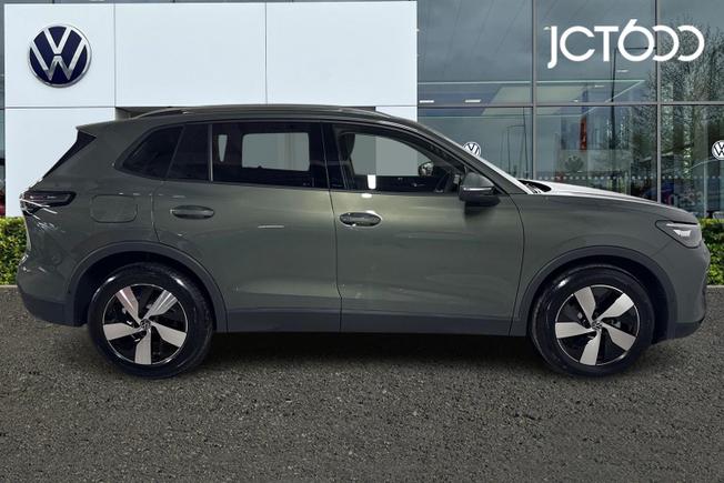 VOLKSWAGEN  Tiguan Photo 4
