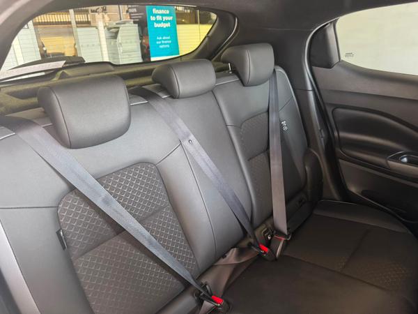Used Nissan Juke AJ72LGZ 14