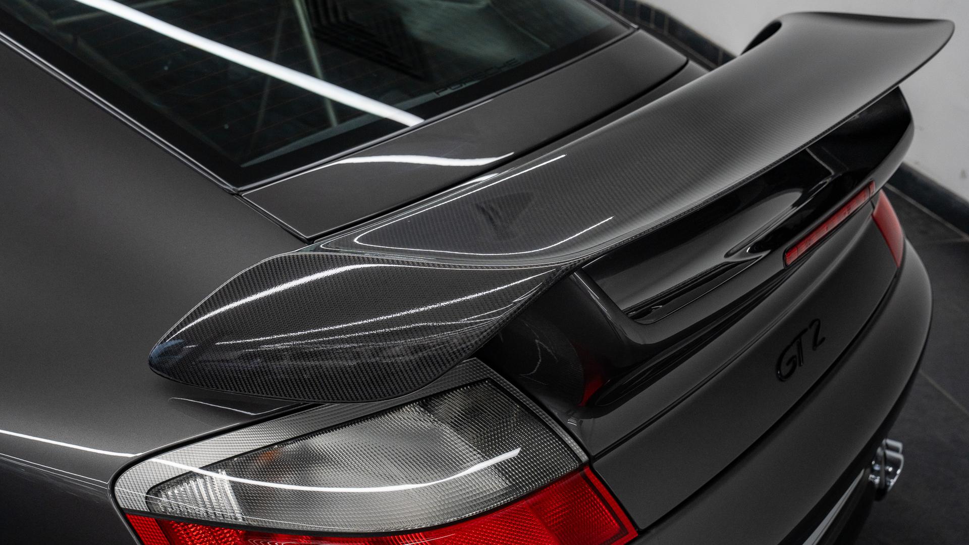 Porsche 911 Photo 2067cc01-c781-42c2-803e-97bd62e51cd6.jpg