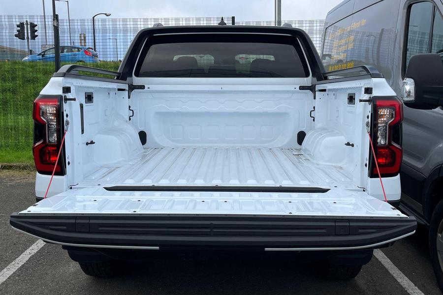 Ford RANGER Photo 2067f555-5786-4194-ad1b-b5fd7ab3953a.jpg
