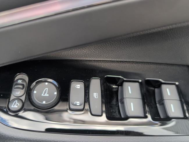 Honda HR-V Photo 207e136c-bfe4-430e-b1a1-9abe7db155e3.jpg