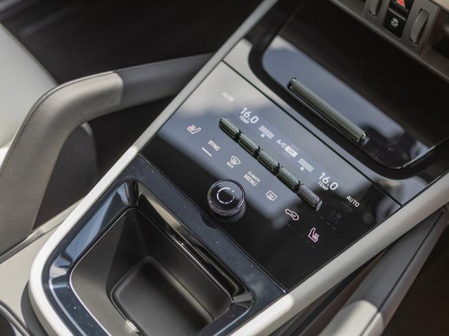 PORSCHE Cayenne Photo 25