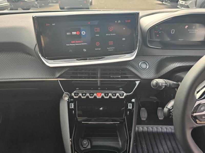 2025 75 PEUGEOT 2008