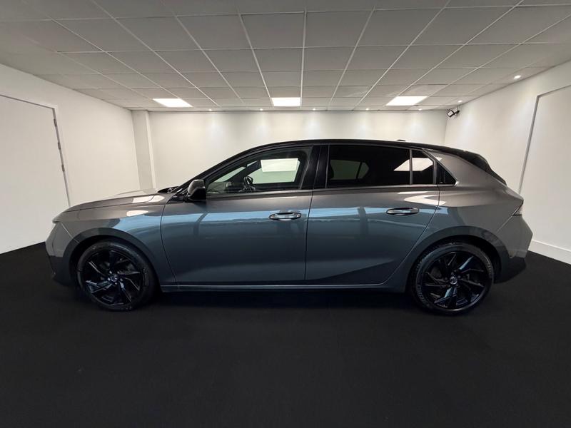 Vauxhall Astra Photo 20a52b50-7a28-4baf-b7a5-dae9d9b47051.jpg