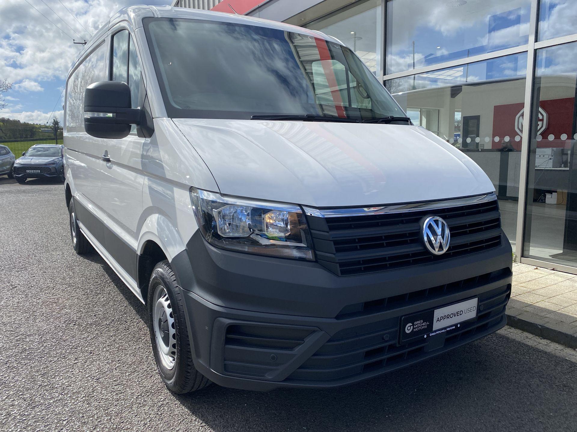 2023 Volkswagen CRAFTER CR30 MWB FWD 2.0 TDI 102PS Startline High Roof Van - vehicle photo 3 for sale on PureCar