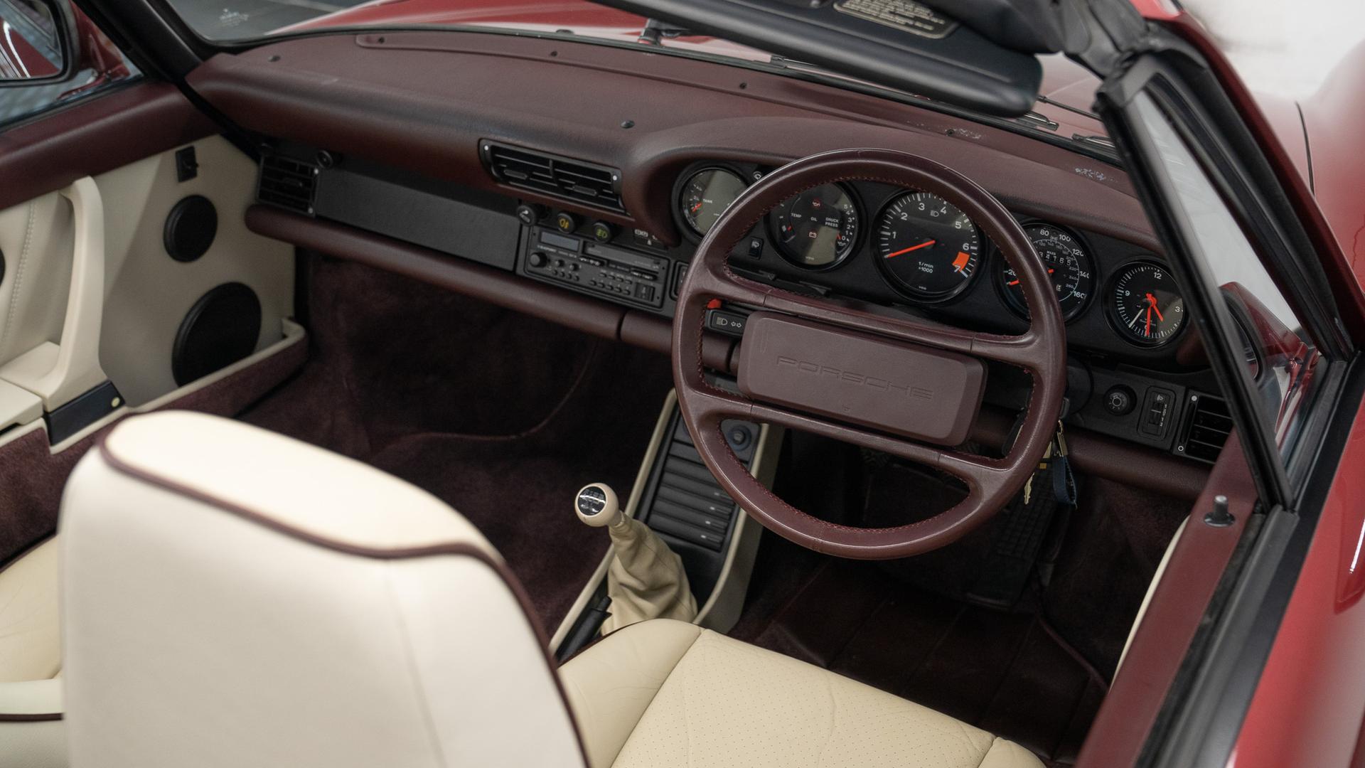 Porsche 911 Super Sport Cabriolet Photo 20b388cd-51fa-4502-a531-ce49a661f013.jpg
