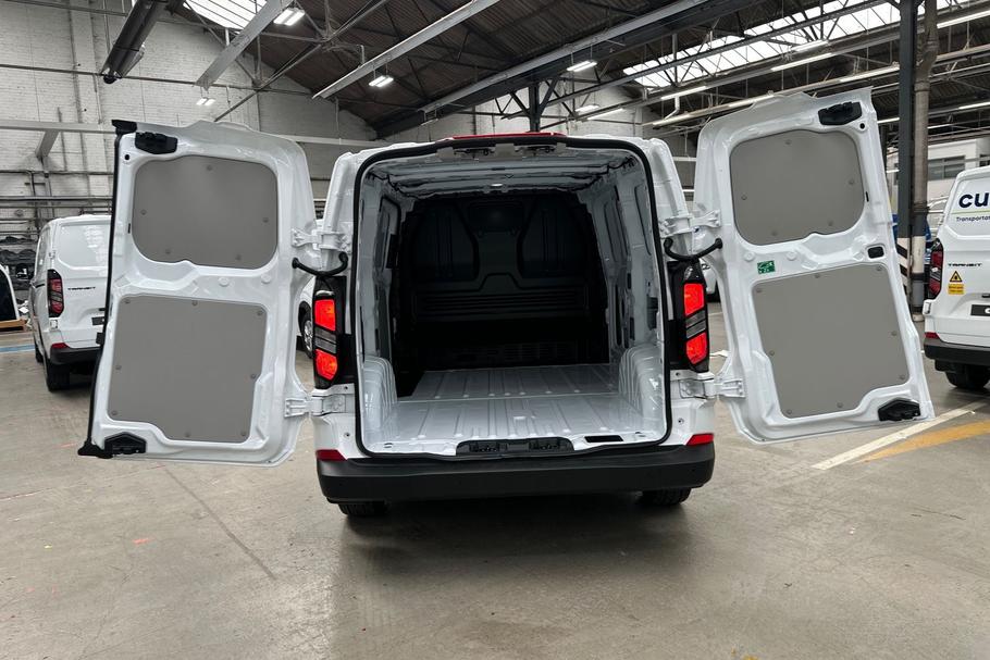 Used Ford TRANSIT CUSTOM CUSTTRENDPHEV01 7