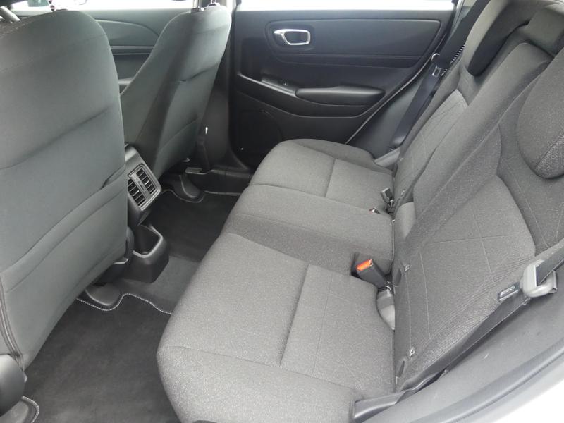 Honda HR-V Photo 20e7cb10-a7e4-421e-ac38-dbd463a6e760.jpg