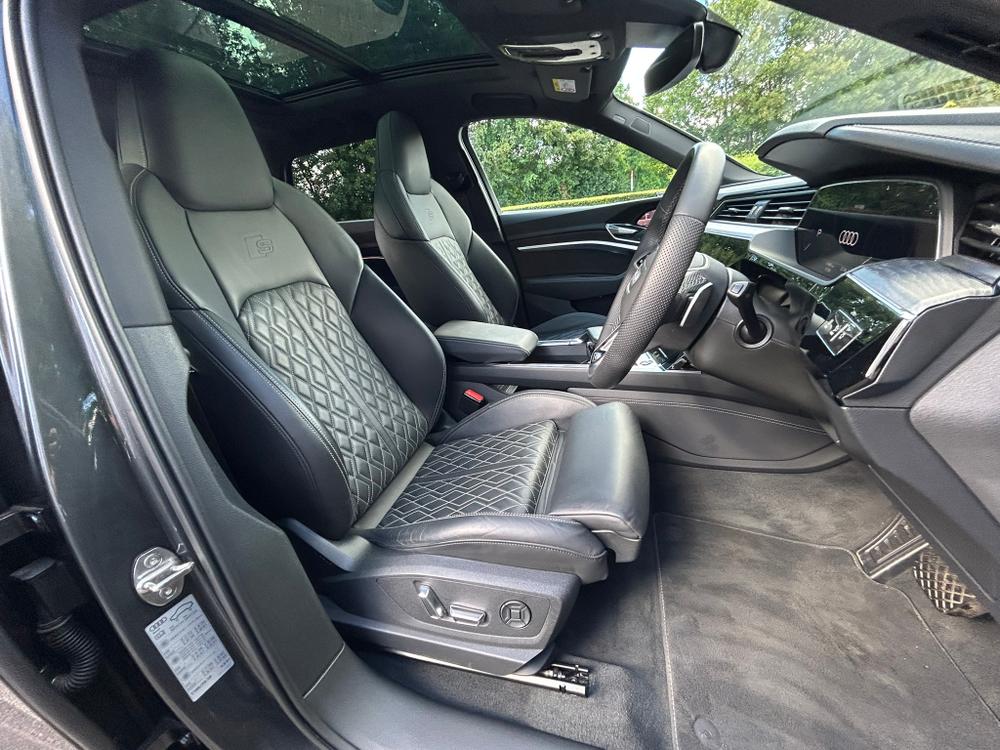 Used Audi e-tron HG72KVC 23