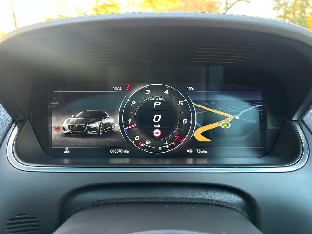 Used Jaguar F-Type MV24LWZ 38