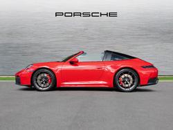 PORSCHE 911 Photo 5