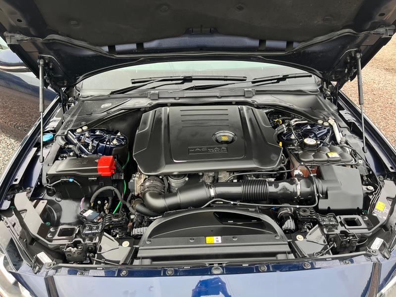 Used Jaguar XF FM70JCY 9