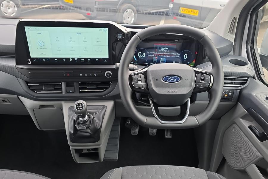 Ford TRANSIT CUSTOM Photo 2110103d-2ced-4bc6-98a3-3e5bc98b40f9.jpg