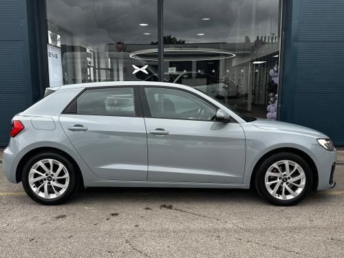 Audi A1 Photo 2124df00-8f08-4038-b882-15a9c6574fbc.jpeg