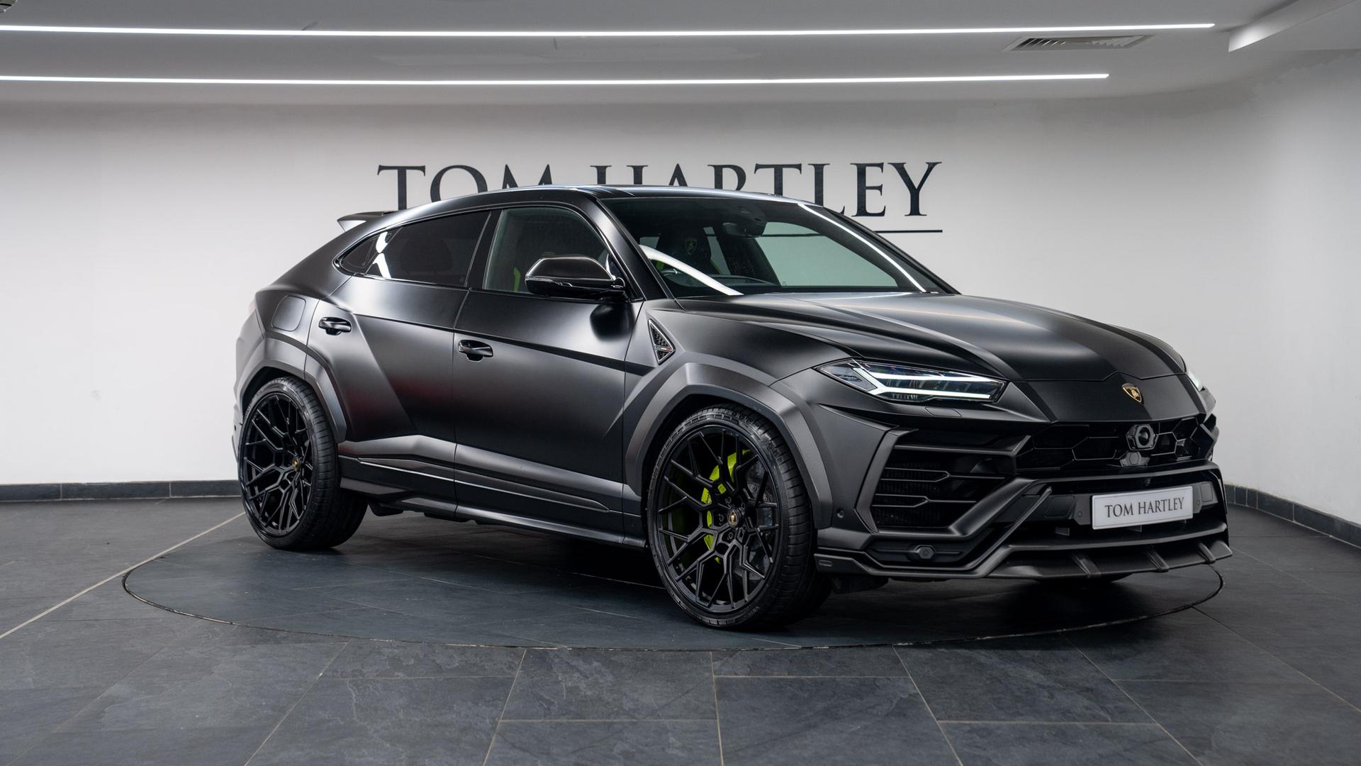 LAMBORGHINI Urus Photo 212a642b-02c9-4ab2-8b99-fd037d6755eb.jpg