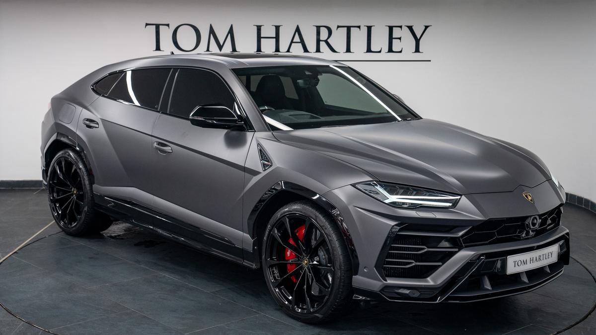 Used 2018 LAMBORGHINI Urus V8 Bianco (Matt Grey Vinyl Wrap) at Tom Hartley