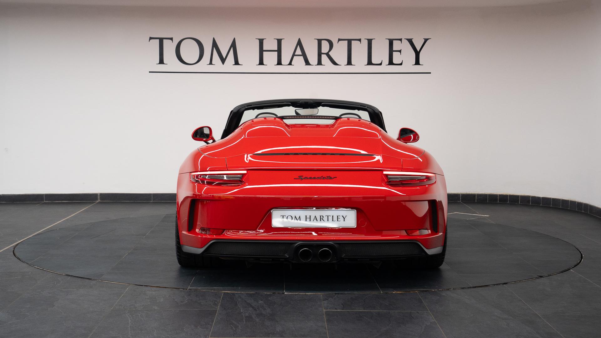 Porsche 911 Photo 21452d79-501e-4a15-bee8-b35f5218ad19.jpg