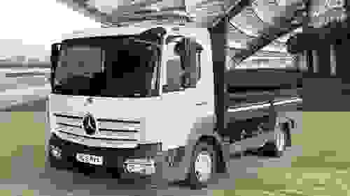 Mercedes-Benz 816 Photo 2148f3d1-4a97-4ec7-a561-f0f2167ed25d.jpg