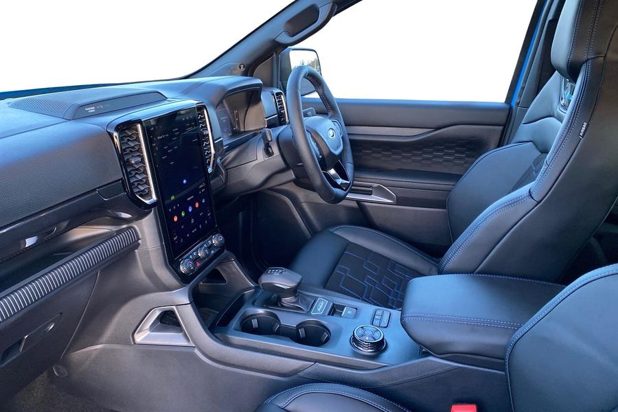 Ford RANGER Photo 21546065-abe4-4c71-ad7a-913080ff730c.jpg