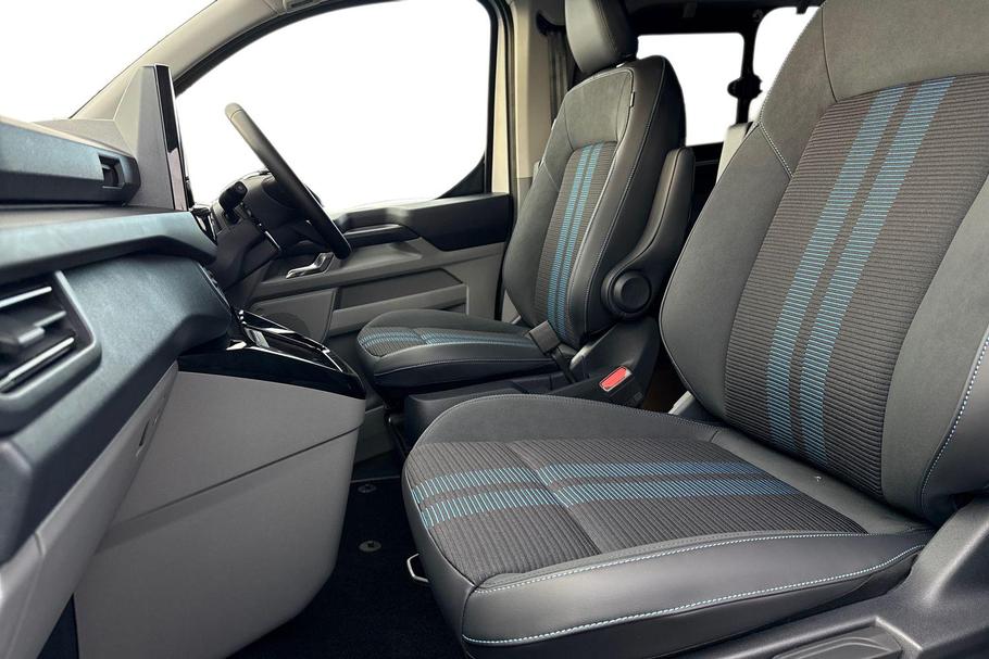 Used Ford TRANSIT CUSTOM L1DCIVSPORT2 10