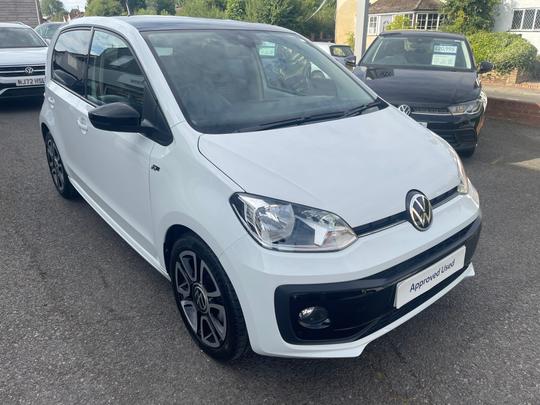 Volkswagen up! Photo 2159ad82-d5fd-4810-9615-fd7130364737.jpg