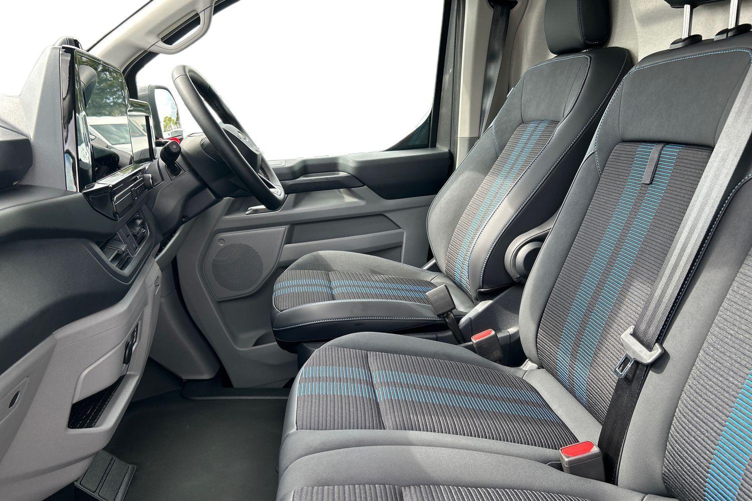 Ford TRANSIT CUSTOM Photo 10
