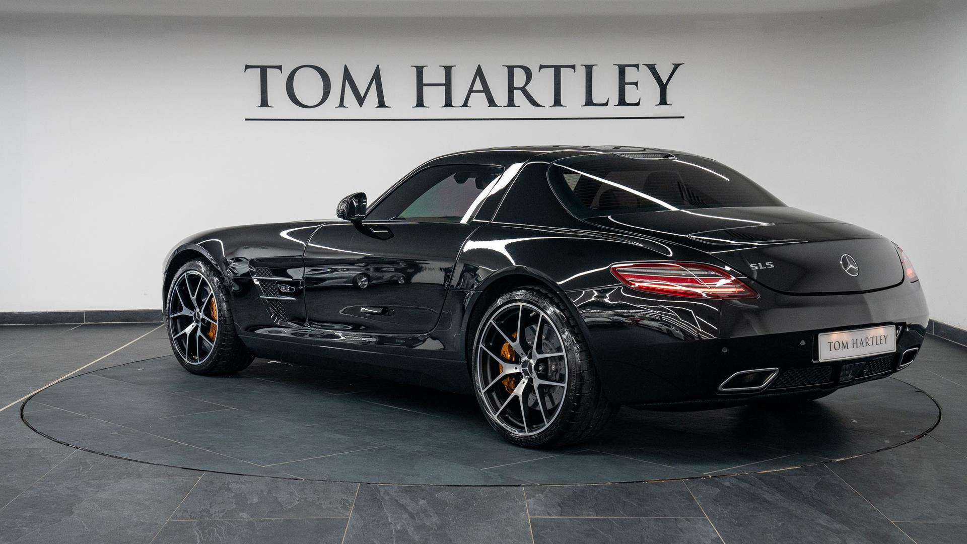 Mercedes-Benz SLS Photo 2176f985-aad7-468c-9f31-db8c9485f7b6.jpg