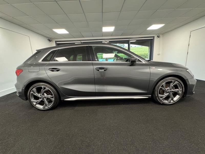Audi A3 Photo 217f786c-7161-4736-857e-1d94c98b2da6.jpg