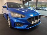Ford Focus Photo 3