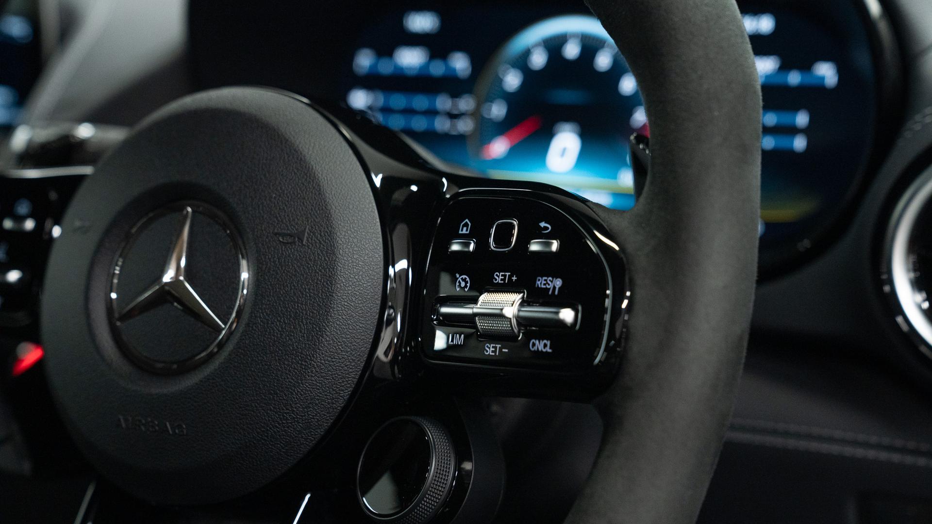 Mercedes-Benz AMG GT Photo 2191f72e-744c-4650-9963-ffe66049d4b8.jpg