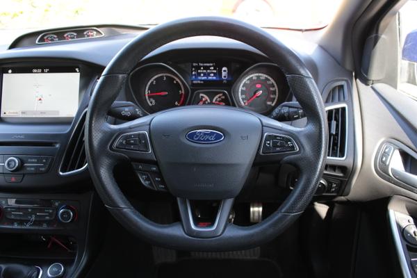 Used Ford FOCUS WO17HCZ 8