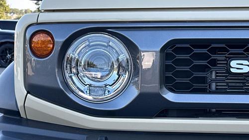 Suzuki Jimny Photo 21c35637-15e0-4f60-8c67-bd87eb55dbdc.jpg