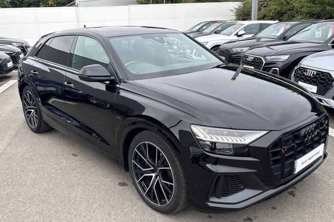 Audi SQ8 Photo 14