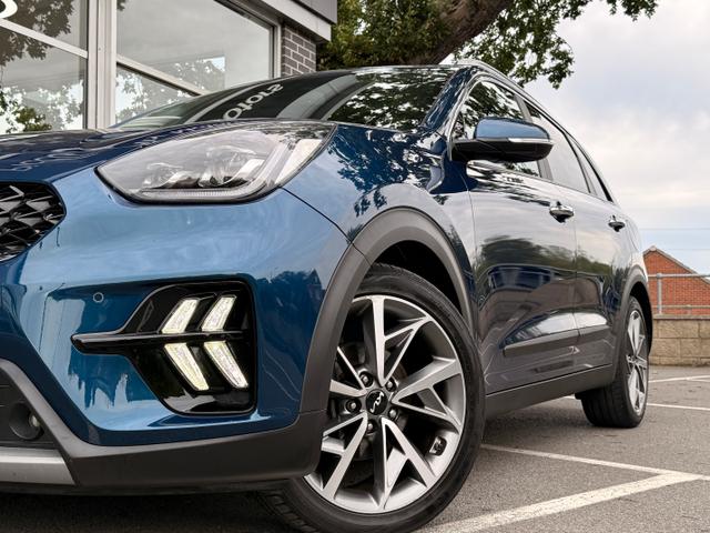 Kia Niro Photo 21fd3dbd-2bb2-4725-96dd-064abbb6a2ab.jpg