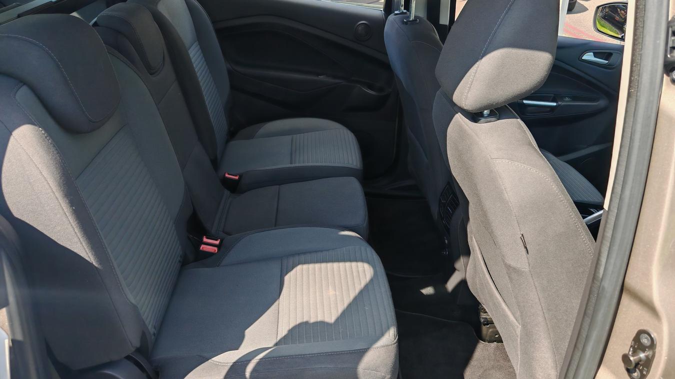 Used Ford Grand C-Max AF19KPE 14