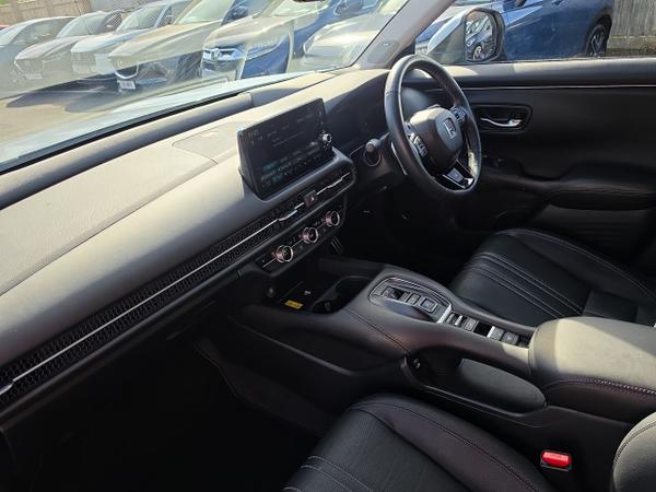 Honda ZR-V Photo 3