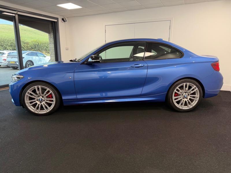 BMW 2 Series Photo 2220a3ab-75ee-4a73-b5ed-57a250975b01.jpg