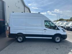Ford Transit Photo 9