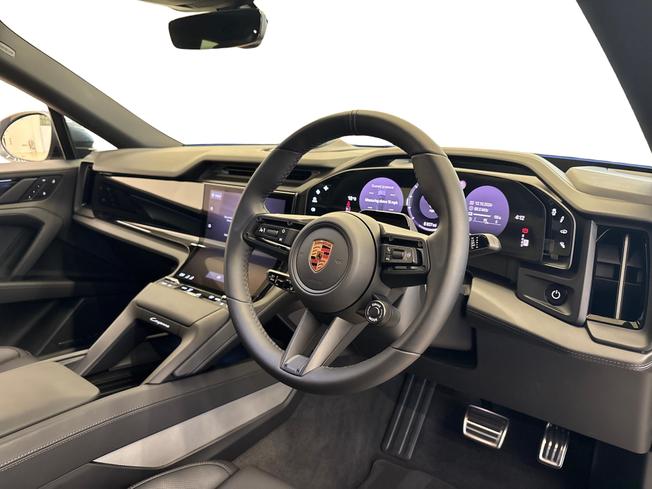 Porsche Cayenne Photo 10